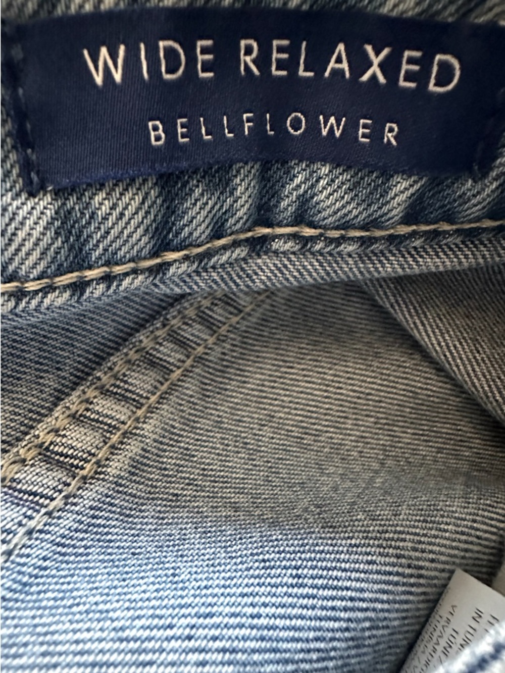 GUESS BELLFLOWER PRINTED WIDE -LEG JEANS - Picture 8 of 9